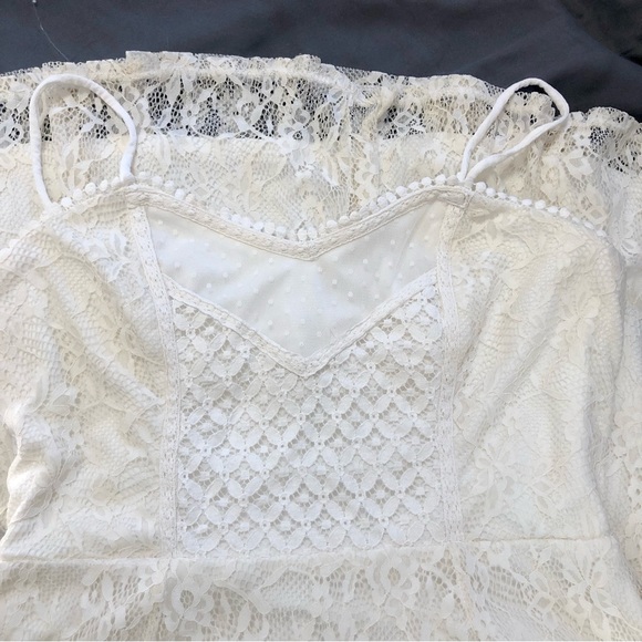 Xhilaration White Lace Sweetheart Medium Dress - Picture 7 of 16